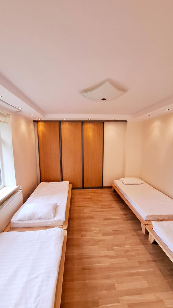 Spacious bedroom for 4 persons With sliding door closed